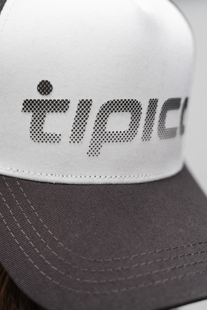 Tipico Cap Dots detail